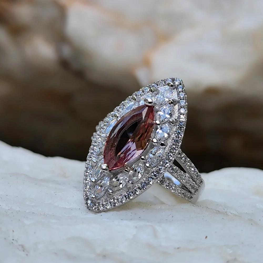 Solid Sterling 925 Silver Elegant Ring Alexandrite Stone White Topaz Crystals